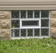 Privacy basement window with glass blocks 