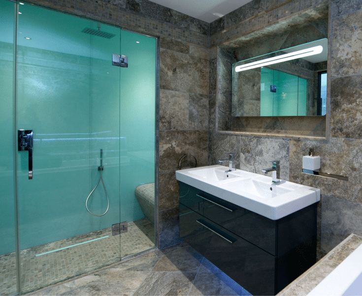 Luxury market shower wall panels in a high gloss look | Innovate Building Solutions | Innovate Builders Blog | #BuildersBlog #HighGlossShower #GlossyLook #BathroomIdeas