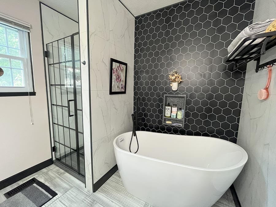 Reason 6 black hexagon bianco marble bathroom feature wall | Innovate Building Solutions | Bathroom wall panels | Laminate wall panels | unique bathroom designs | Multi patterns