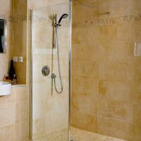True base classic former with a waterproof one level shower and bathroom floor - Innovate Building Solutions 