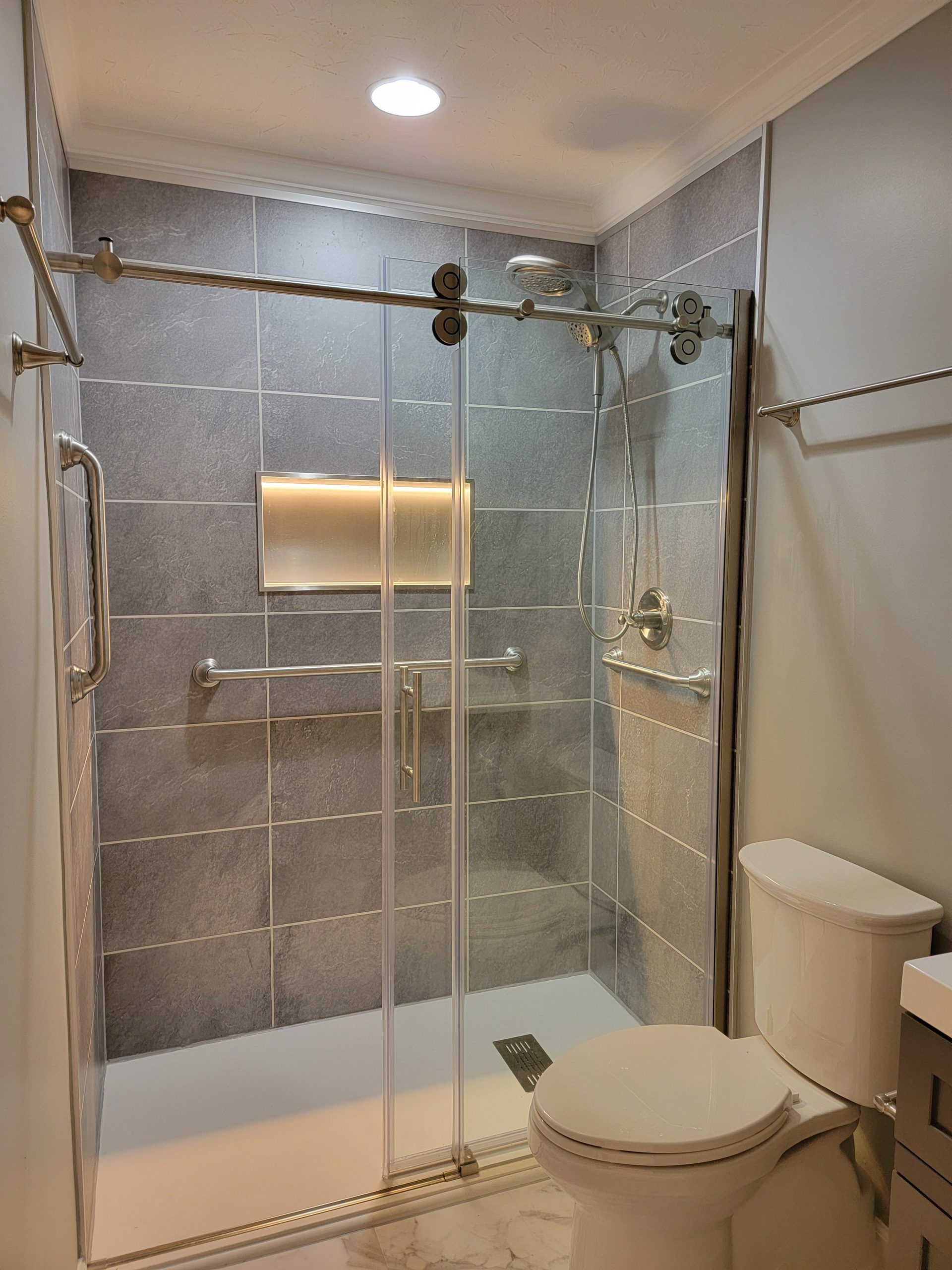 Mofa-WS-0603_WhiteSubwayTile_6x3_GreyJoints_Bathroom_23 | Bath tub to shower conversion home improvement
