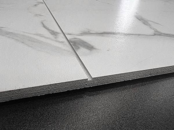 WhiteCarrara_Waterdroplets_Bathroom Waterproof System