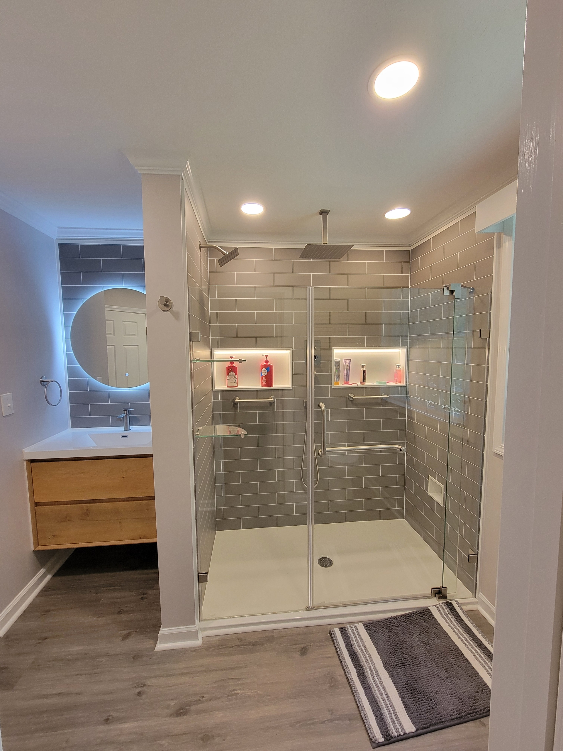 Aberdeen Brick_Honey Do_Innovatebuildingsolutions_Bathroom Remodel_Subway Tile_ Tile Shower _Bathroom design ideas