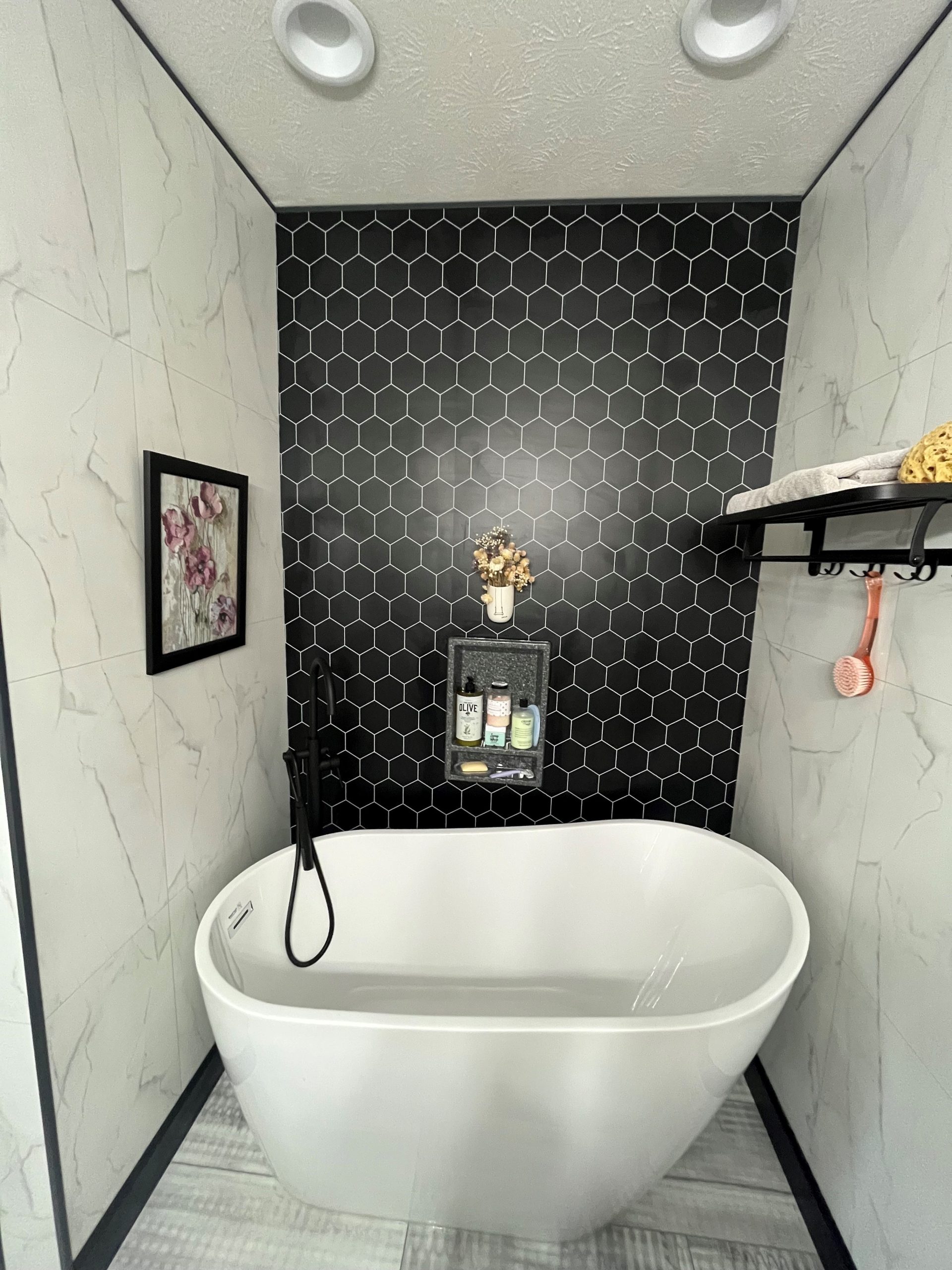 Black Hexagon easy to install shower wall panels - Innovate Building Solutions 